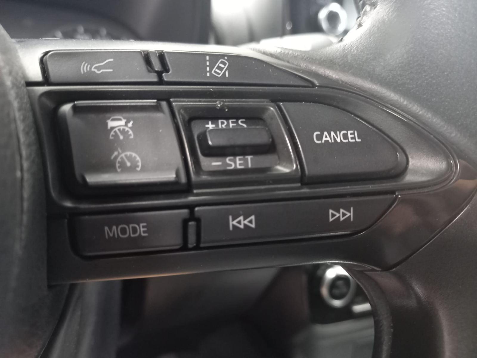 TOYOTA YARIS 1.5 120H ACTIVE TECH 25 