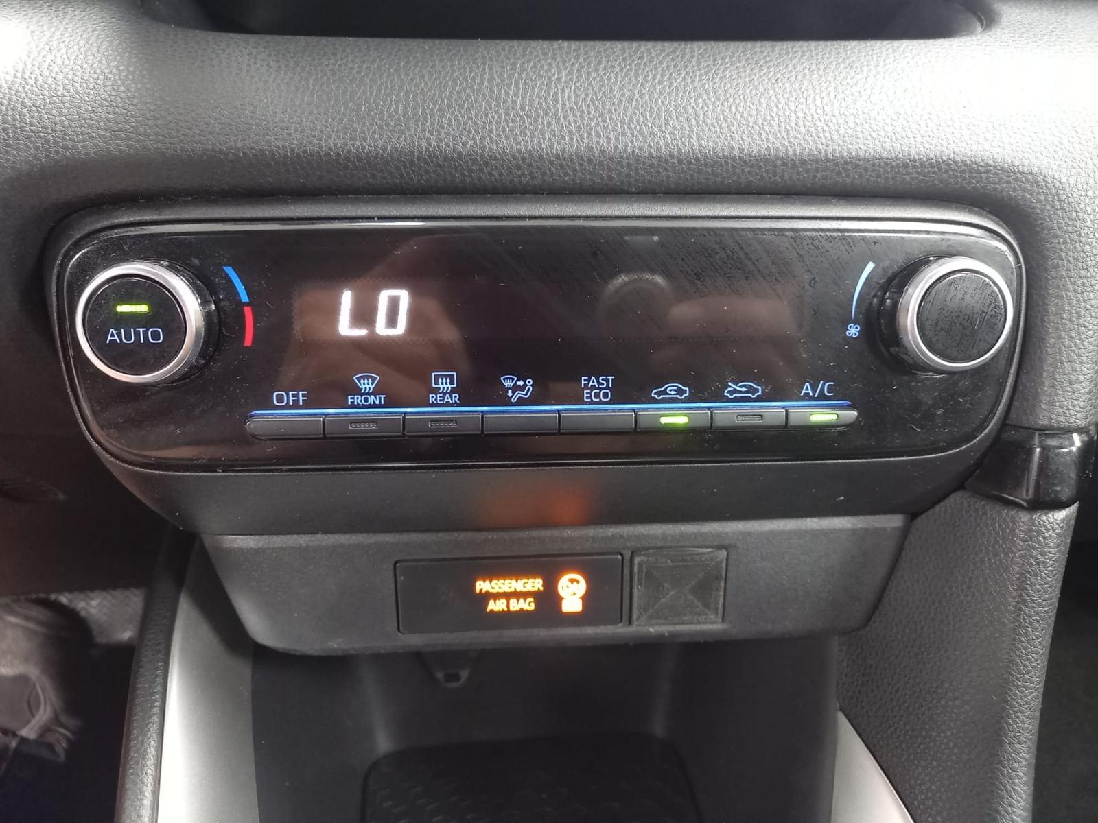TOYOTA YARIS 1.5 120H ACTIVE TECH 27 
