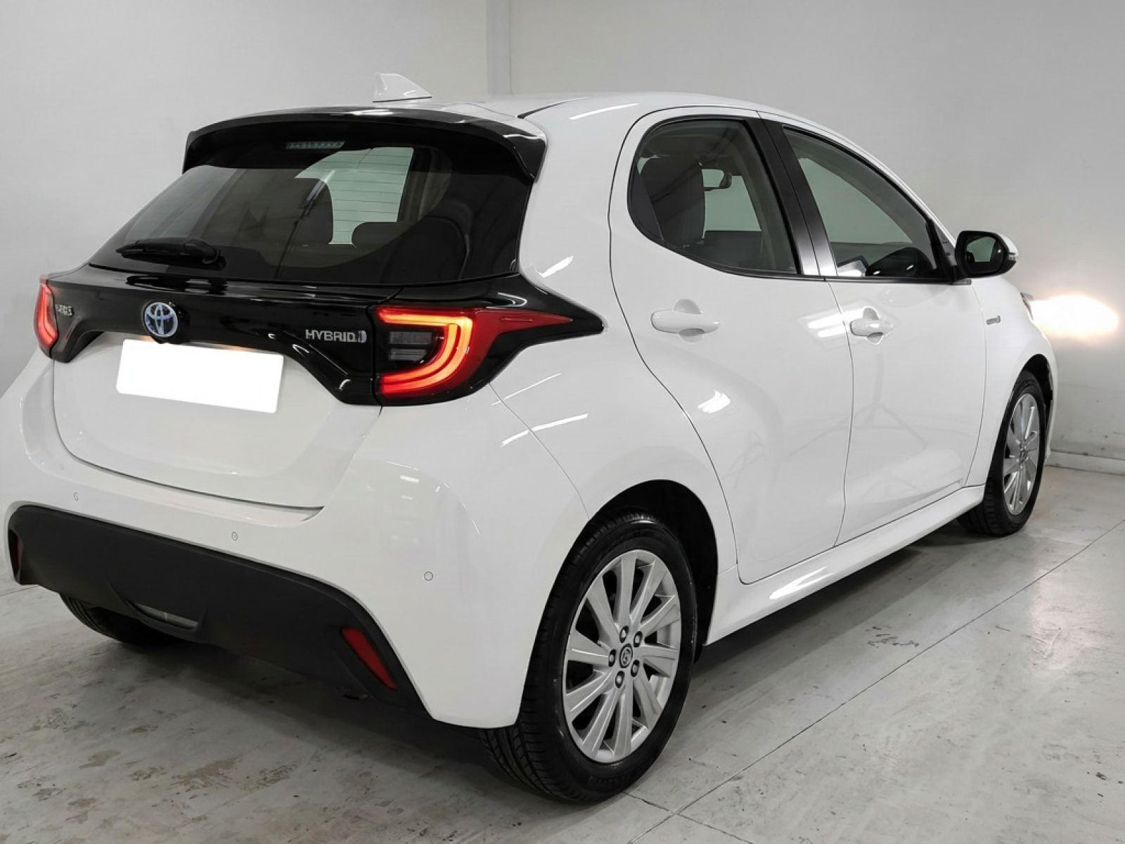 TOYOTA YARIS 1.5 120H ACTIVE TECH 3