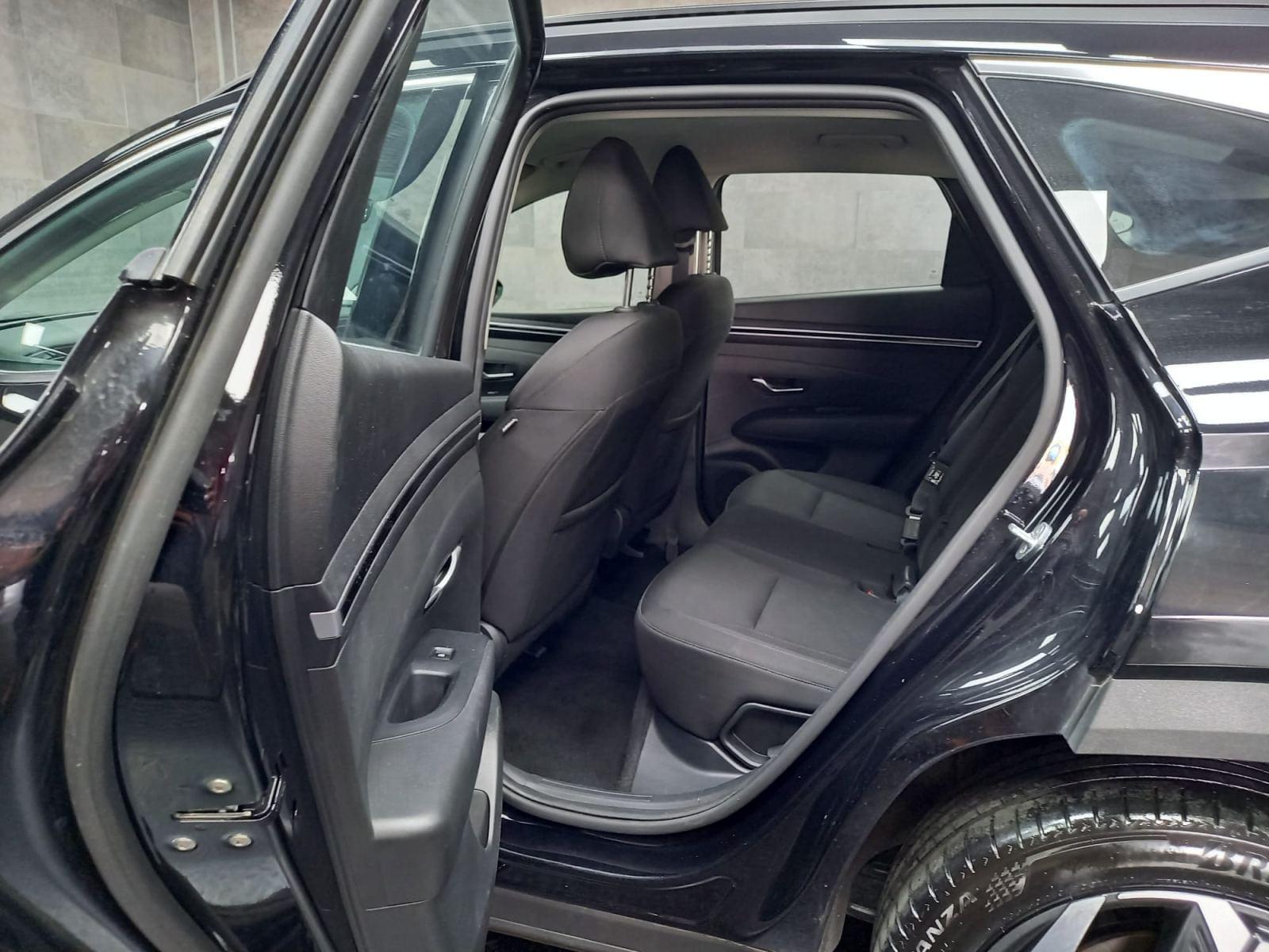 HYUNDAI TUCSON 1.6 TGDI PHEV 195KW Maxx Auto 4X4 11 