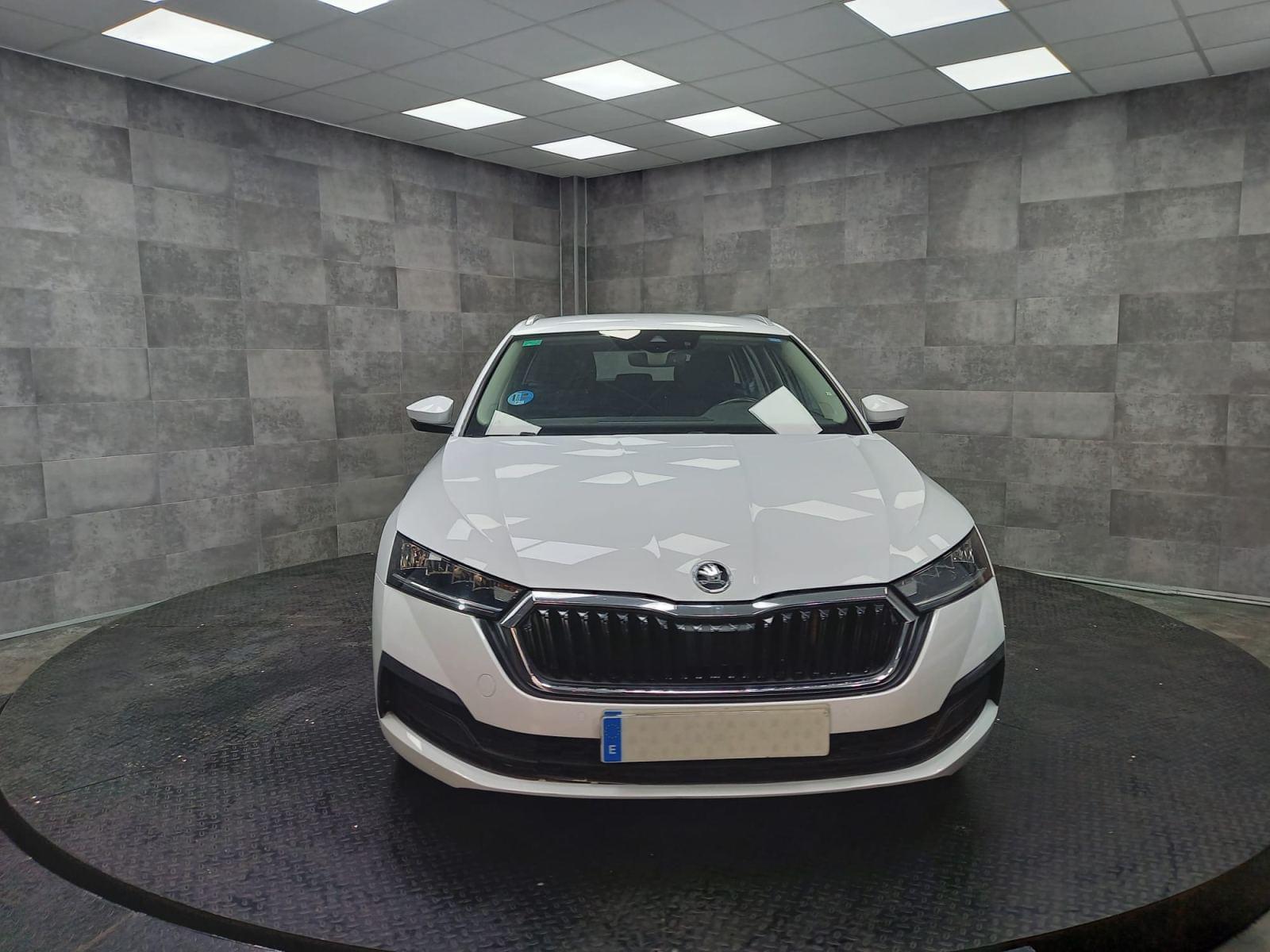 SKODA OCTAVIA 1.0 TSI 110 CV DSG MHEV Ambi. 2 