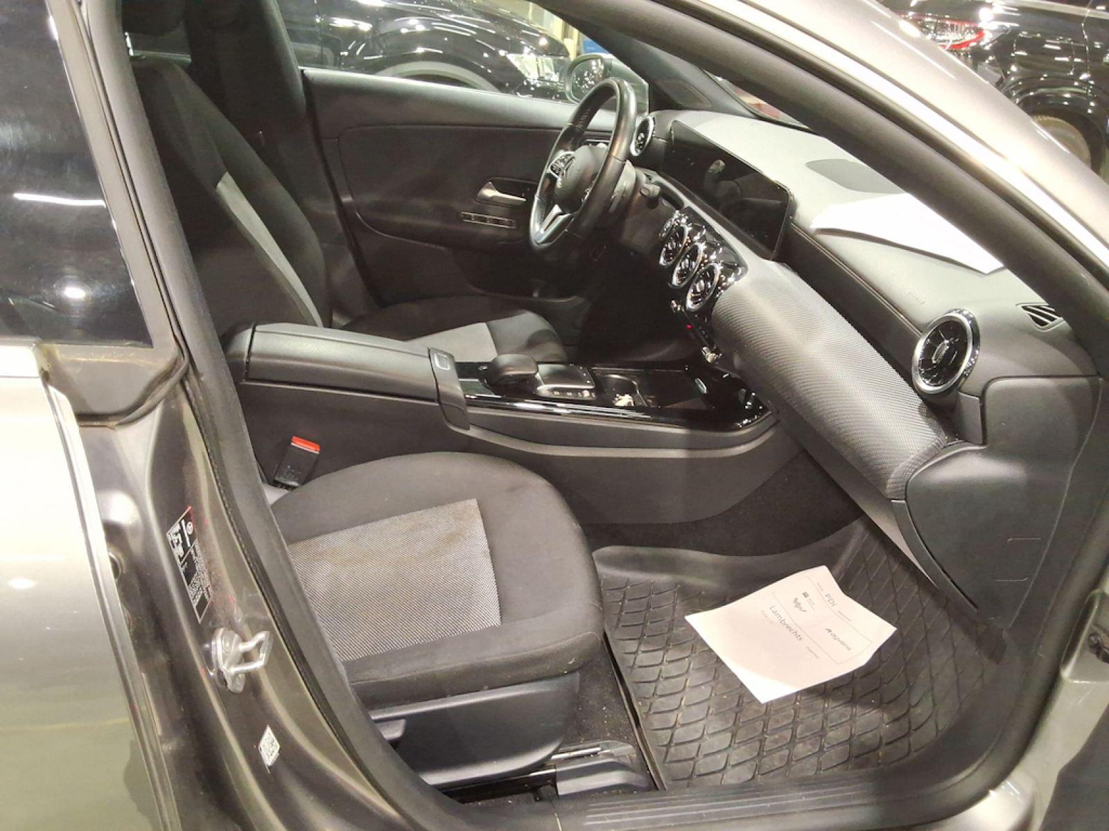 MERCEDES CLASE CLA SHOOTING BRAKE 2.0 200 D BUSINESS SOLUTI 8