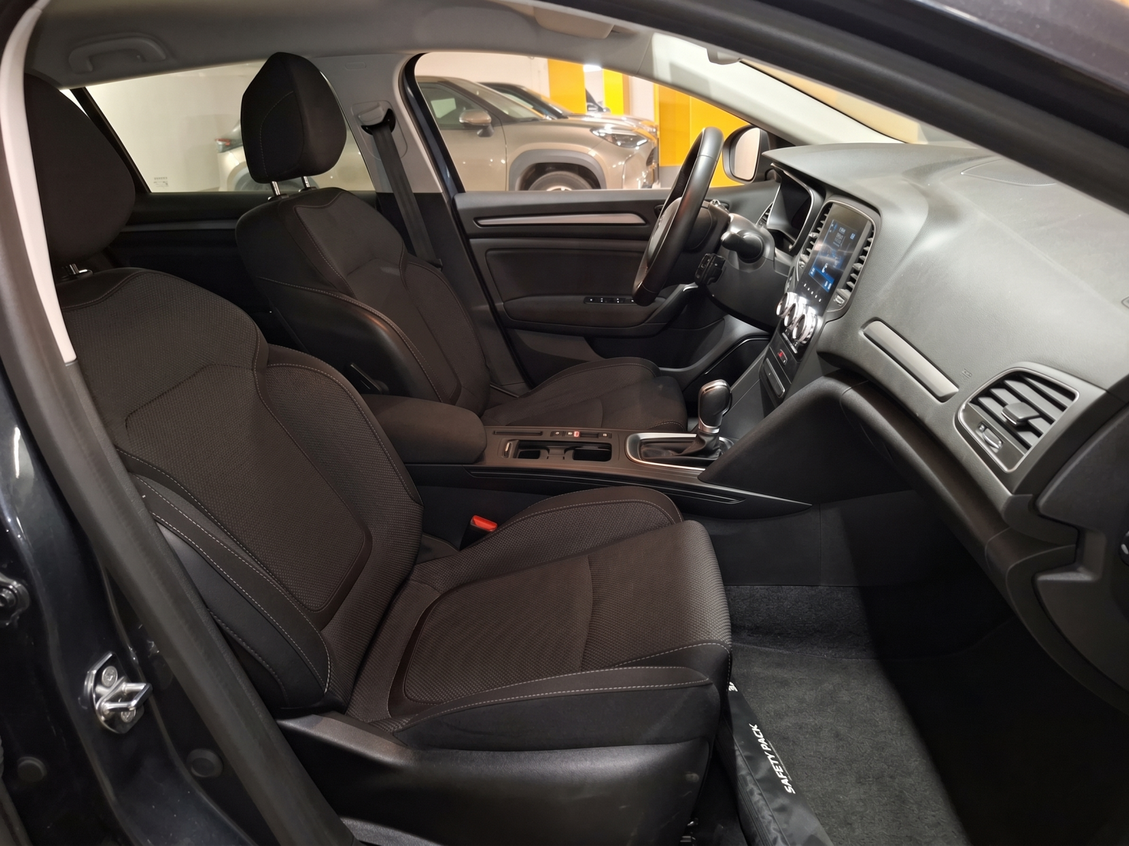 RENAULT MéGANE Estate 1.6 ETech Plug-in 160ch Evolution 3