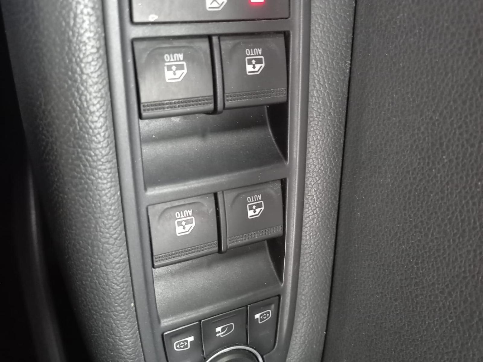 RENAULT ARKANA Business 1.6 E-TECH Hybrid 145CV BVA6 E6 24