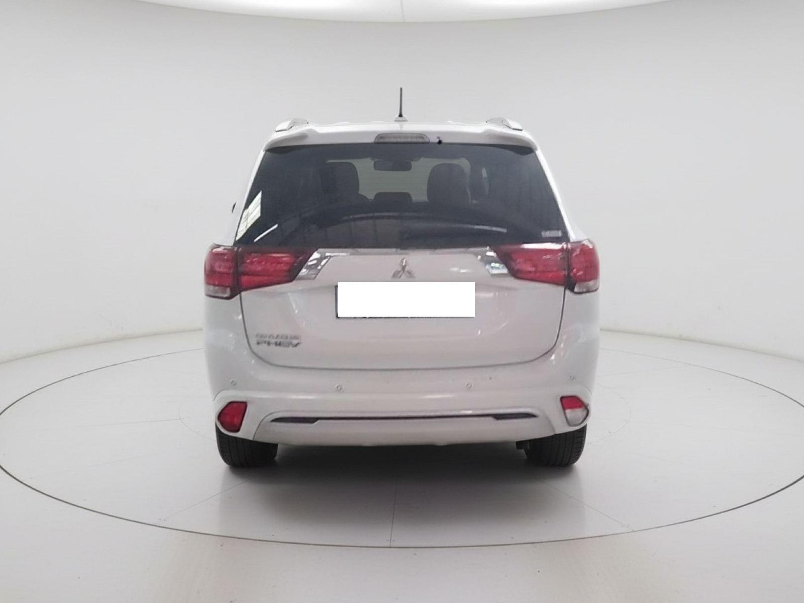 MITSUBISHI OUTLANDER 2.4 PHEV Kaiteki Auto 4WD 4