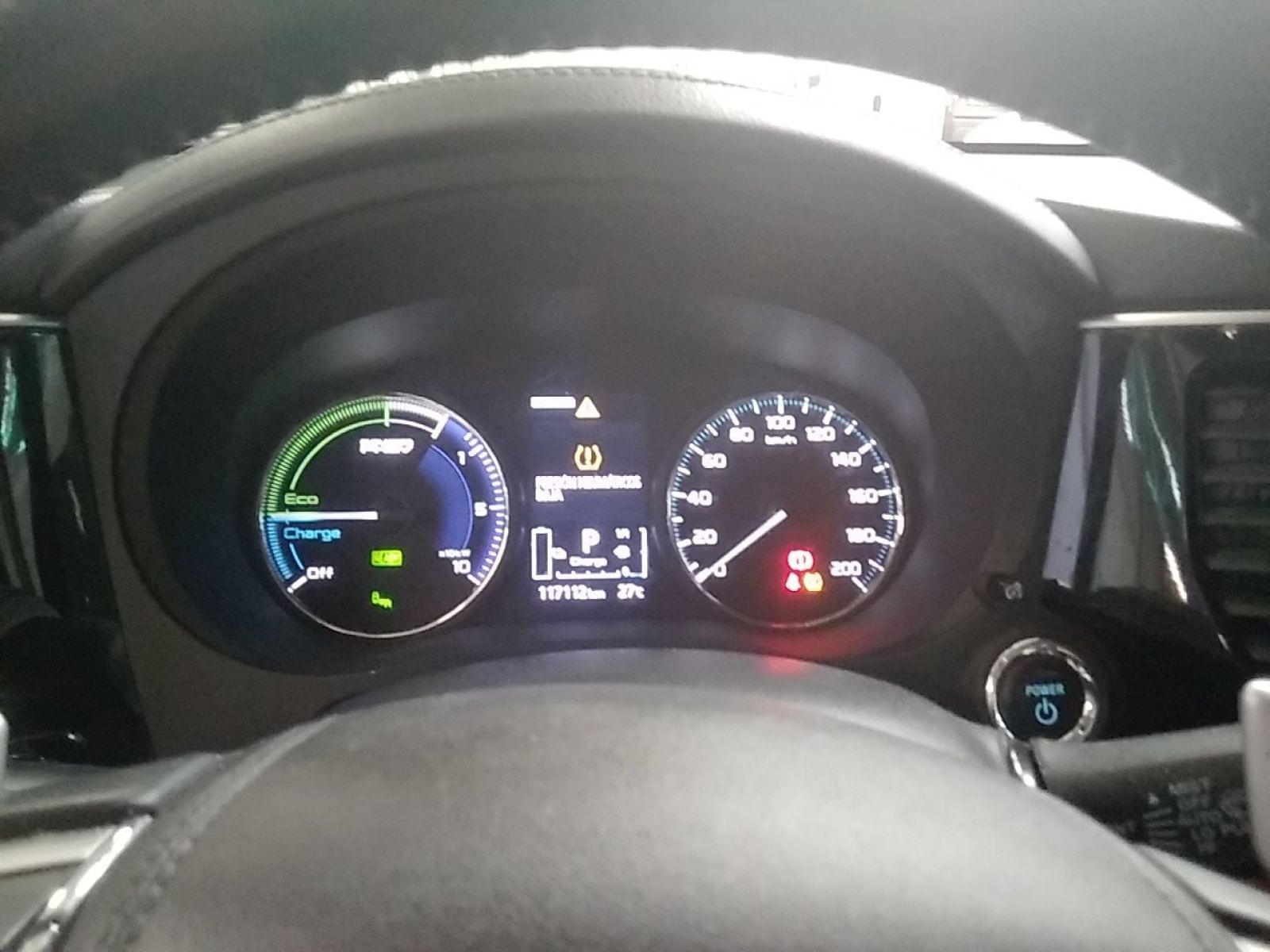 MITSUBISHI OUTLANDER 2.4 PHEV Kaiteki Auto 4WD 8