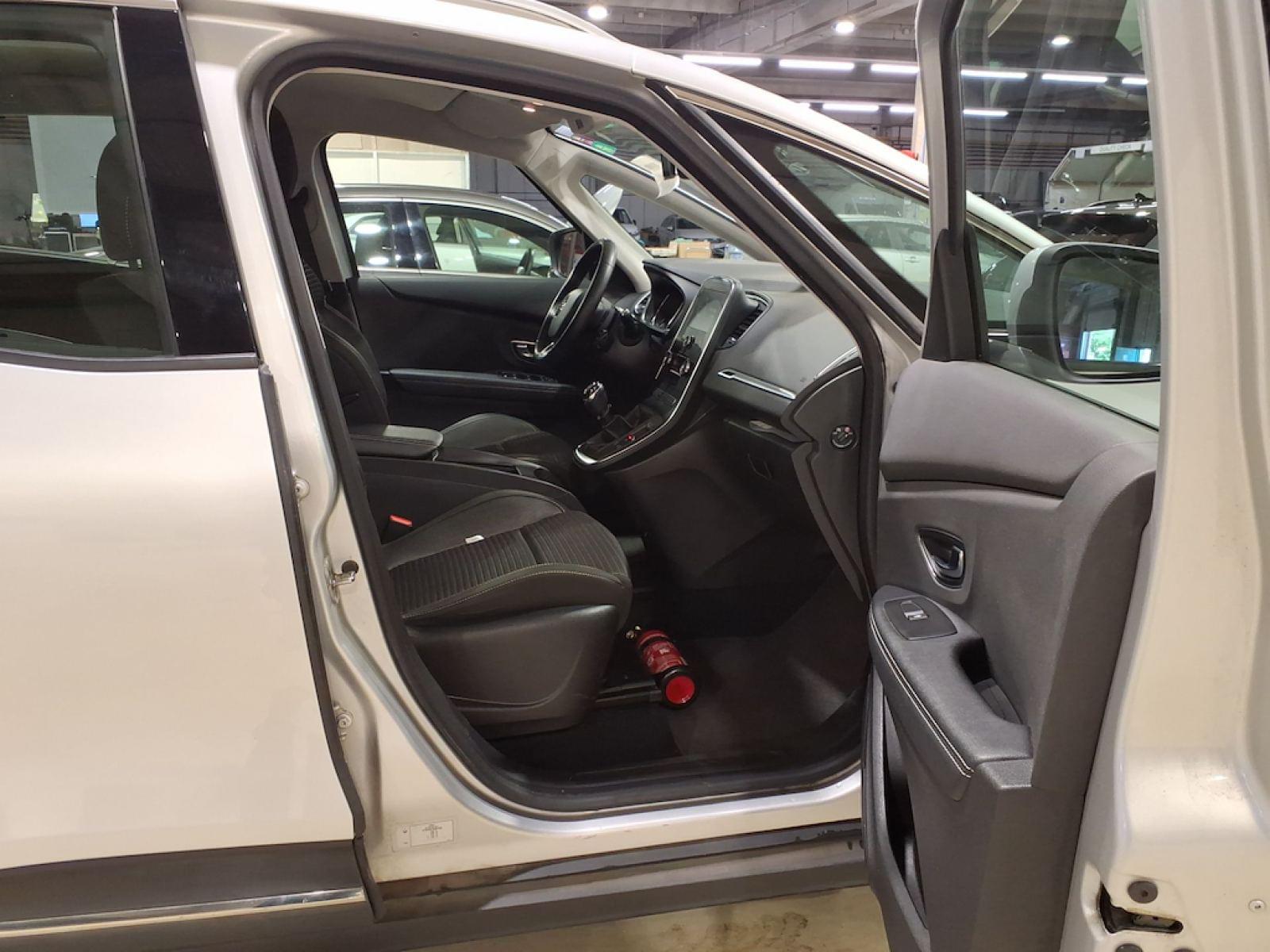 RENAULT GRAND SCéNIC 1.7 Blue dCi Corporate Edi 5 plazas 7 