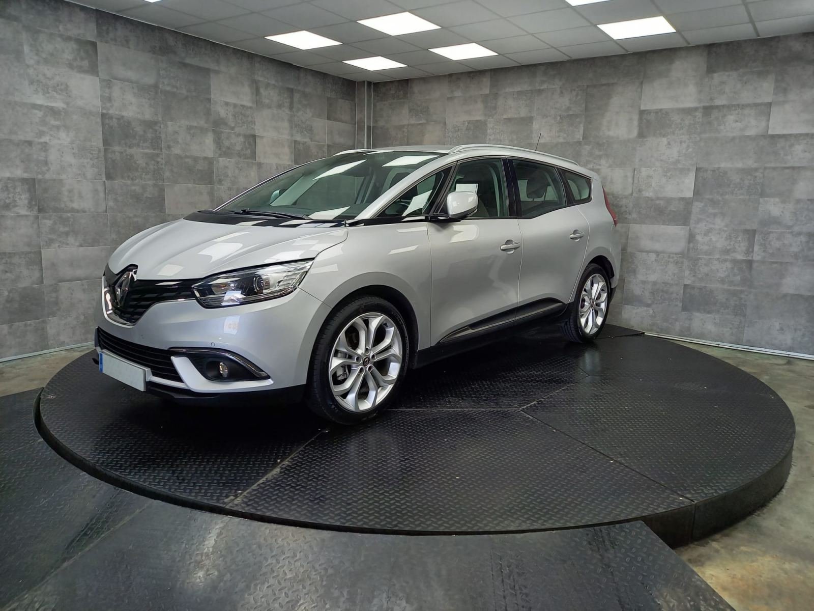 imagen de RENAULT GRAND SCéNIC 1.7 Blue dCi Corporate Edi 5 plazas - REF: 06549
