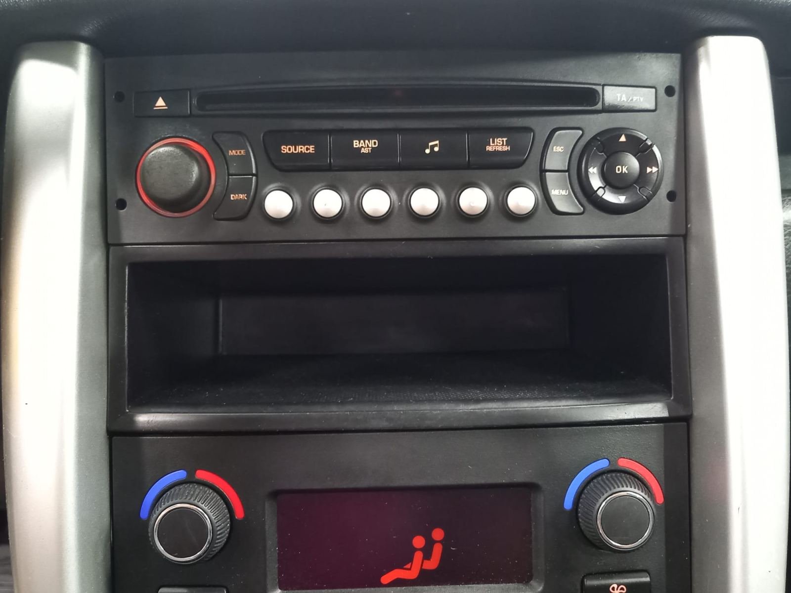 PEUGEOT 207 1.6 HDI 92 CV 15
