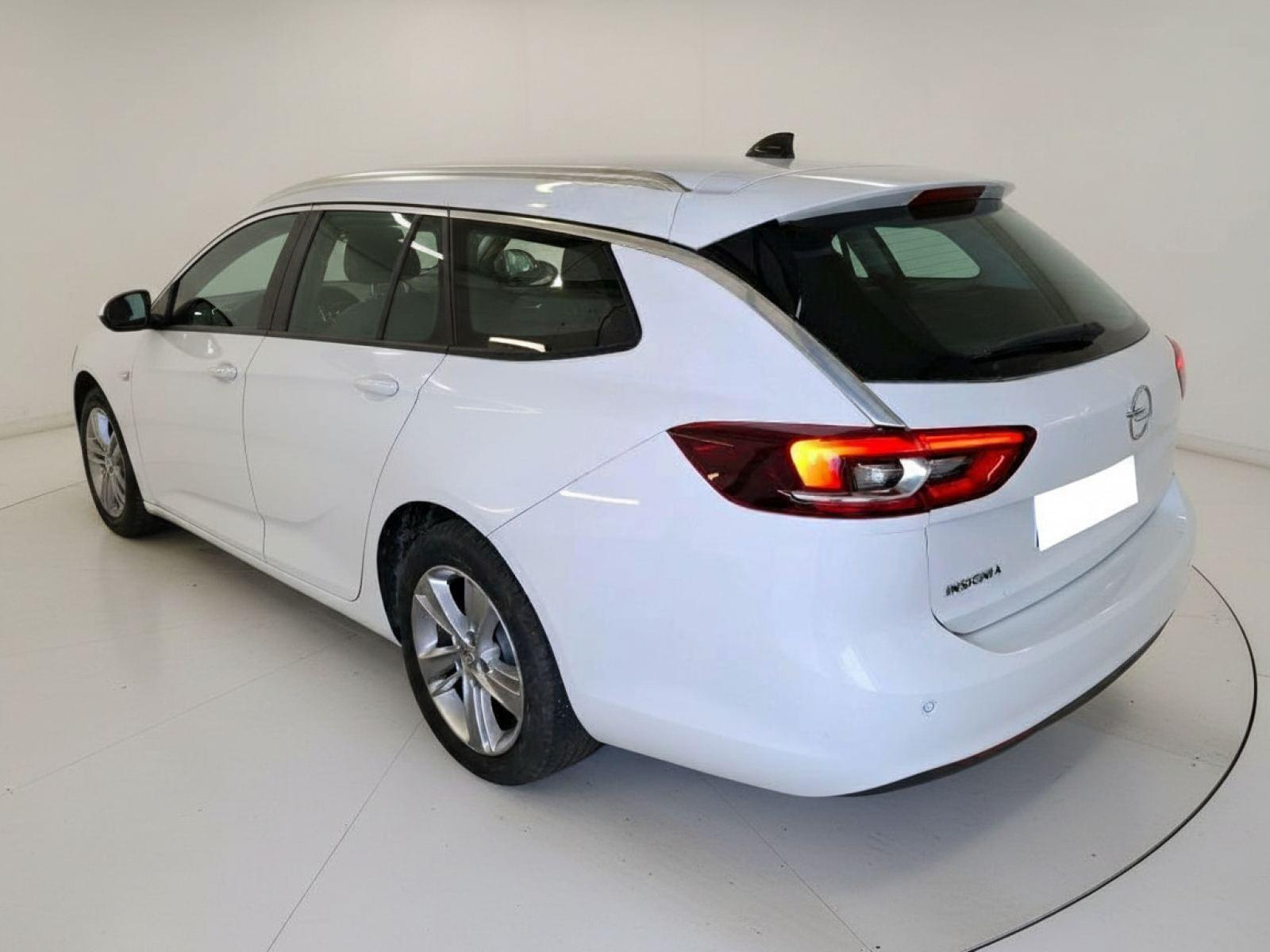 OPEL INSIGNIA Sport Tourer Elegance Business 1.5 120CV 4