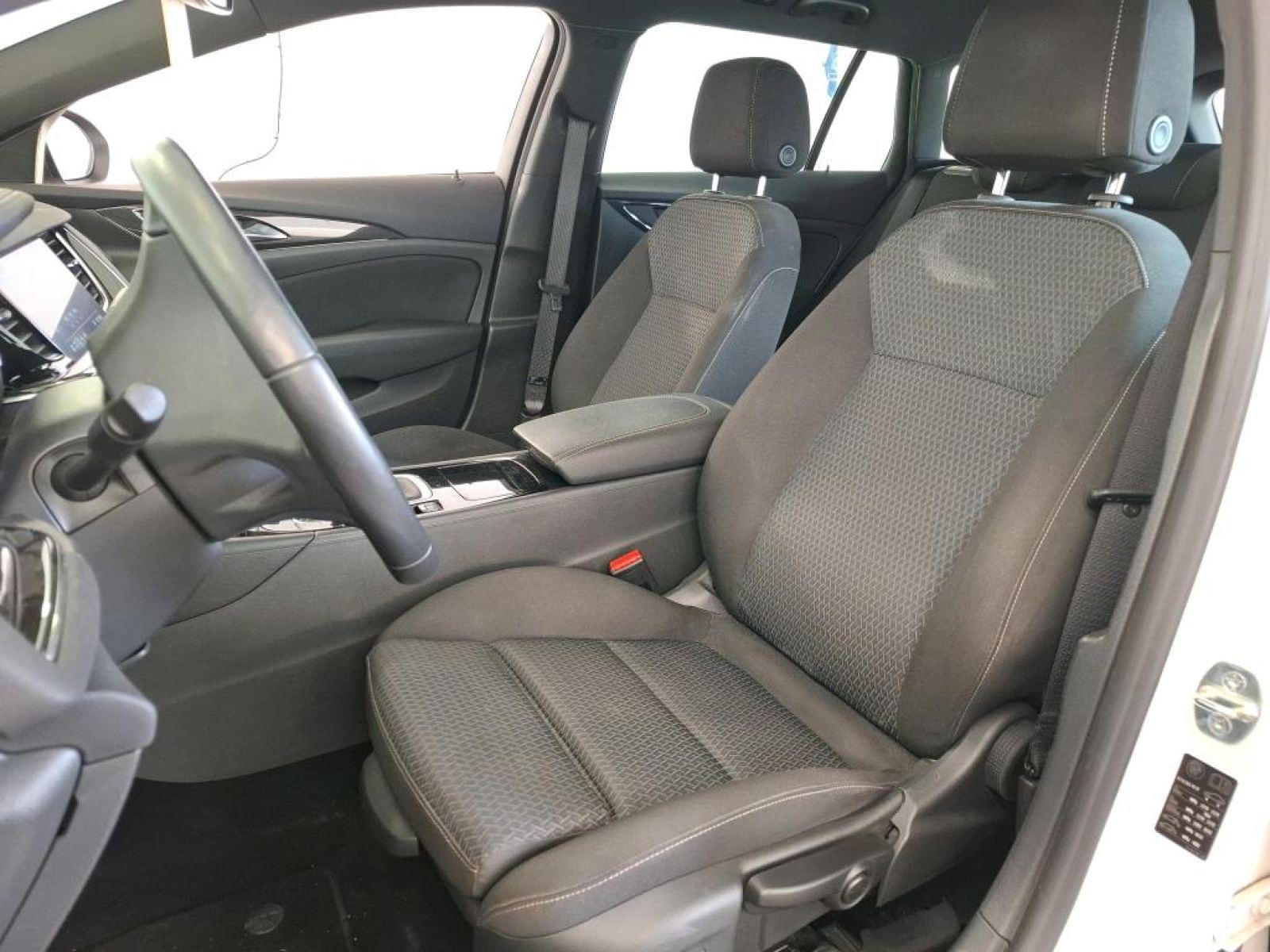OPEL INSIGNIA Sport Tourer Elegance Business 1.5 120CV 9