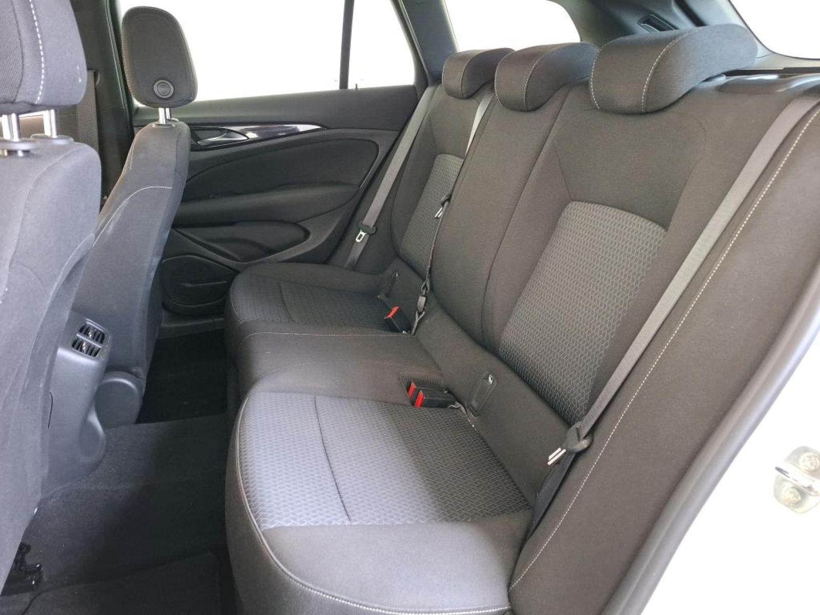 OPEL INSIGNIA Sport Tourer Elegance Business 1.5 120CV 10
