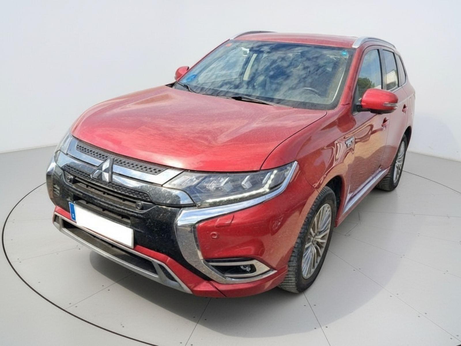 imagen de MITSUBISHI OUTLANDER 2.4 PHEV Kaiteki Auto 4WD - REF: 06555