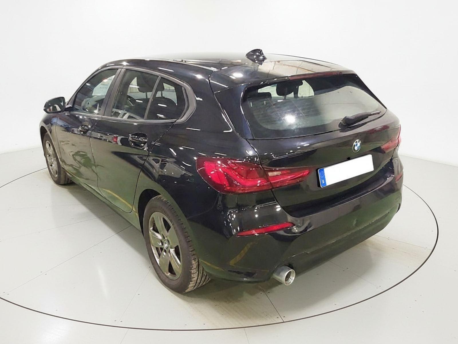 BMW SERIE 1 HATCH 116DA (85KW) 4