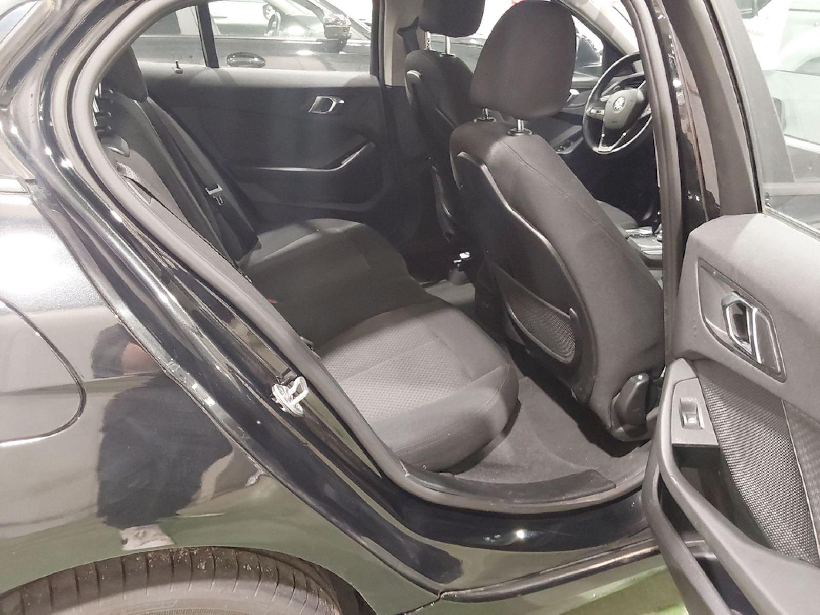 BMW SERIE 1 HATCH 116DA (85KW) 6
