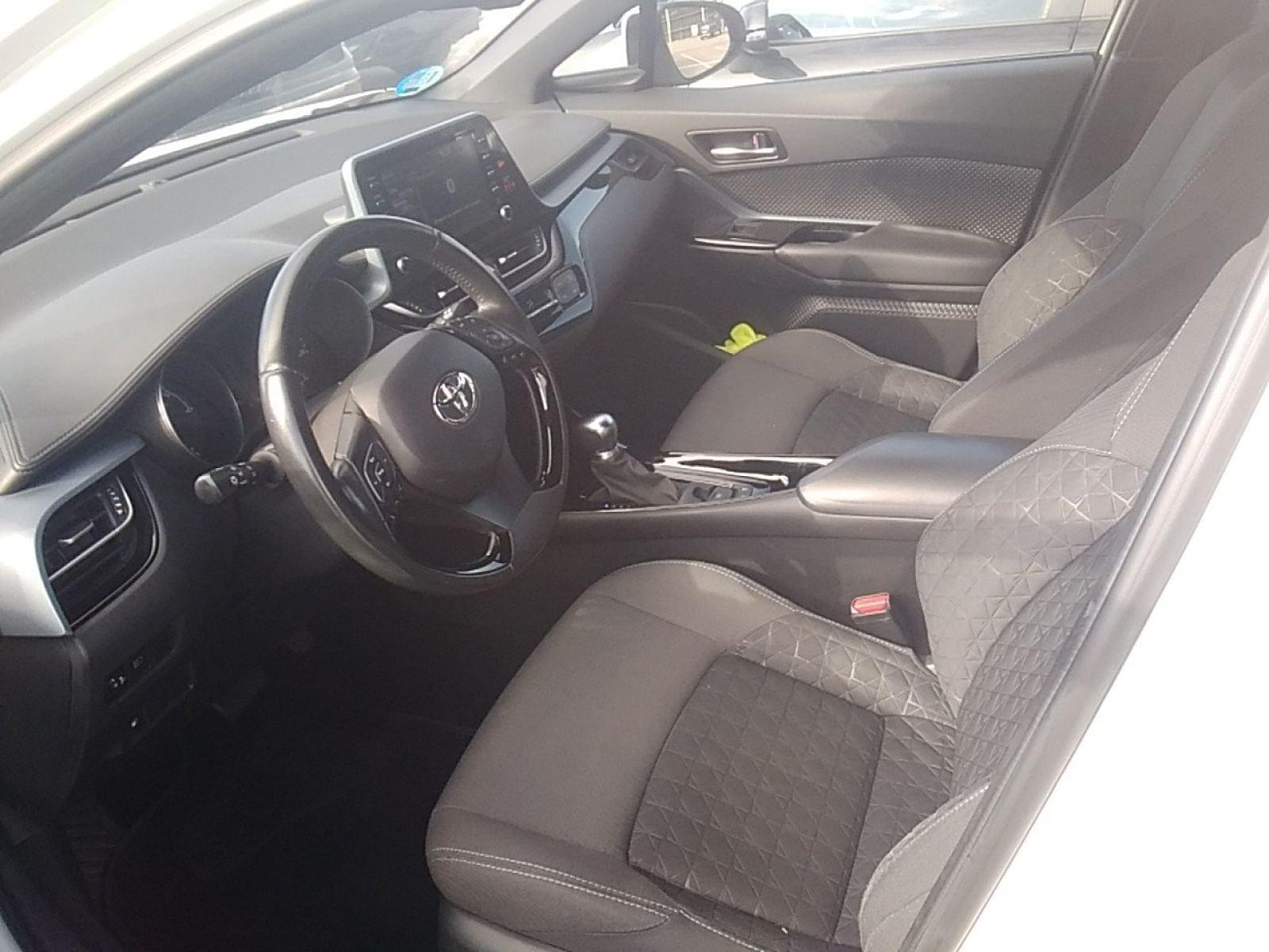 TOYOTA C-HR 1.8 125H Advance 7 
