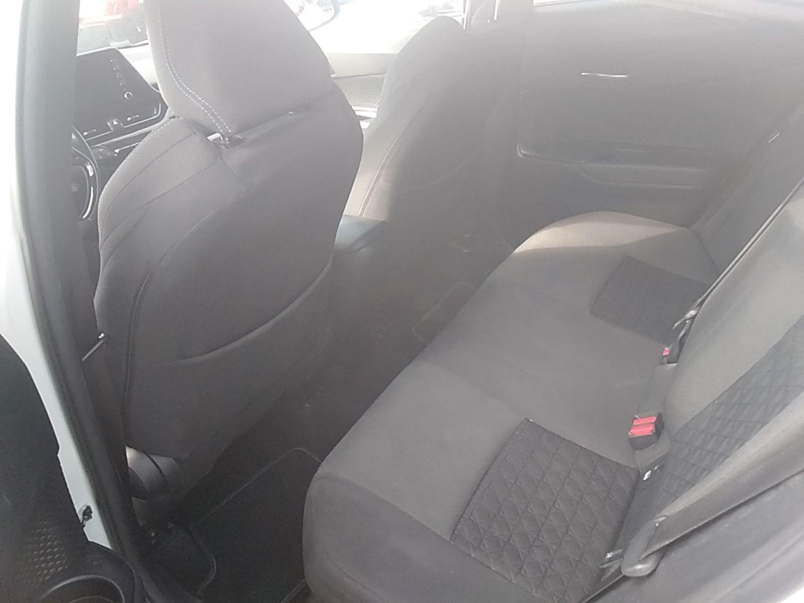 TOYOTA C-HR 1.8 125H Advance 13 