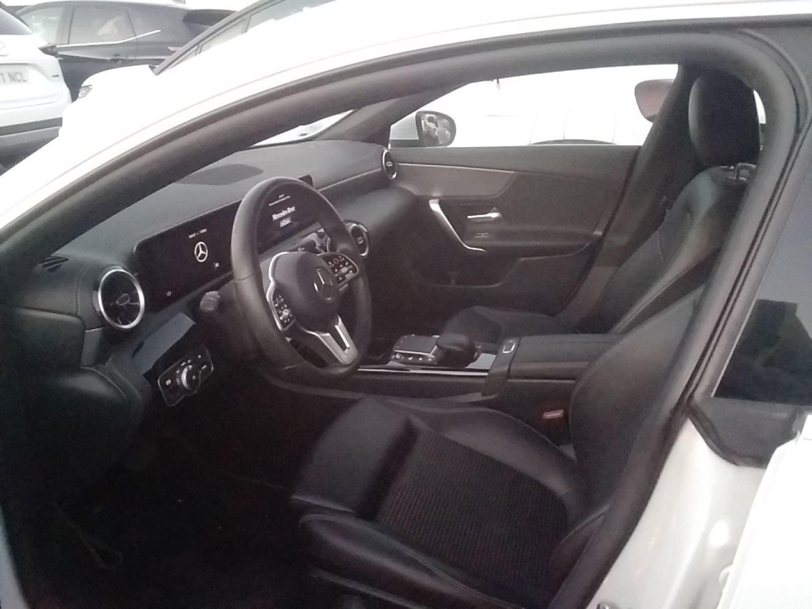 MERCEDES CLASE CLA 220 D DCT Shooting Brake 6 