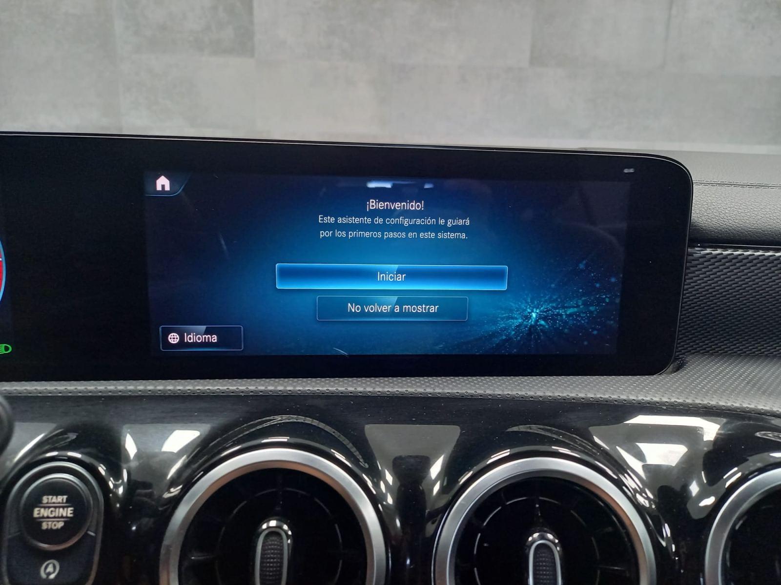 MERCEDES CLASE CLA 220 D DCT Shooting Brake 28