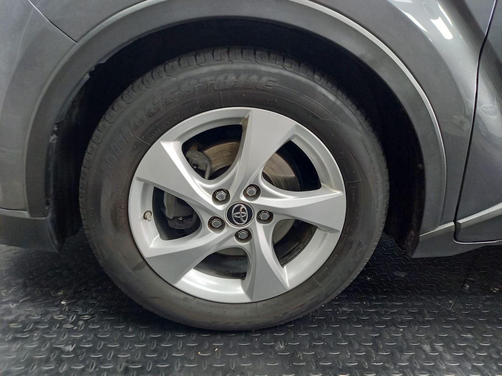 TOYOTA C-HR 1.8I VVT-I HYBRID C-BUSINESS E 29 
