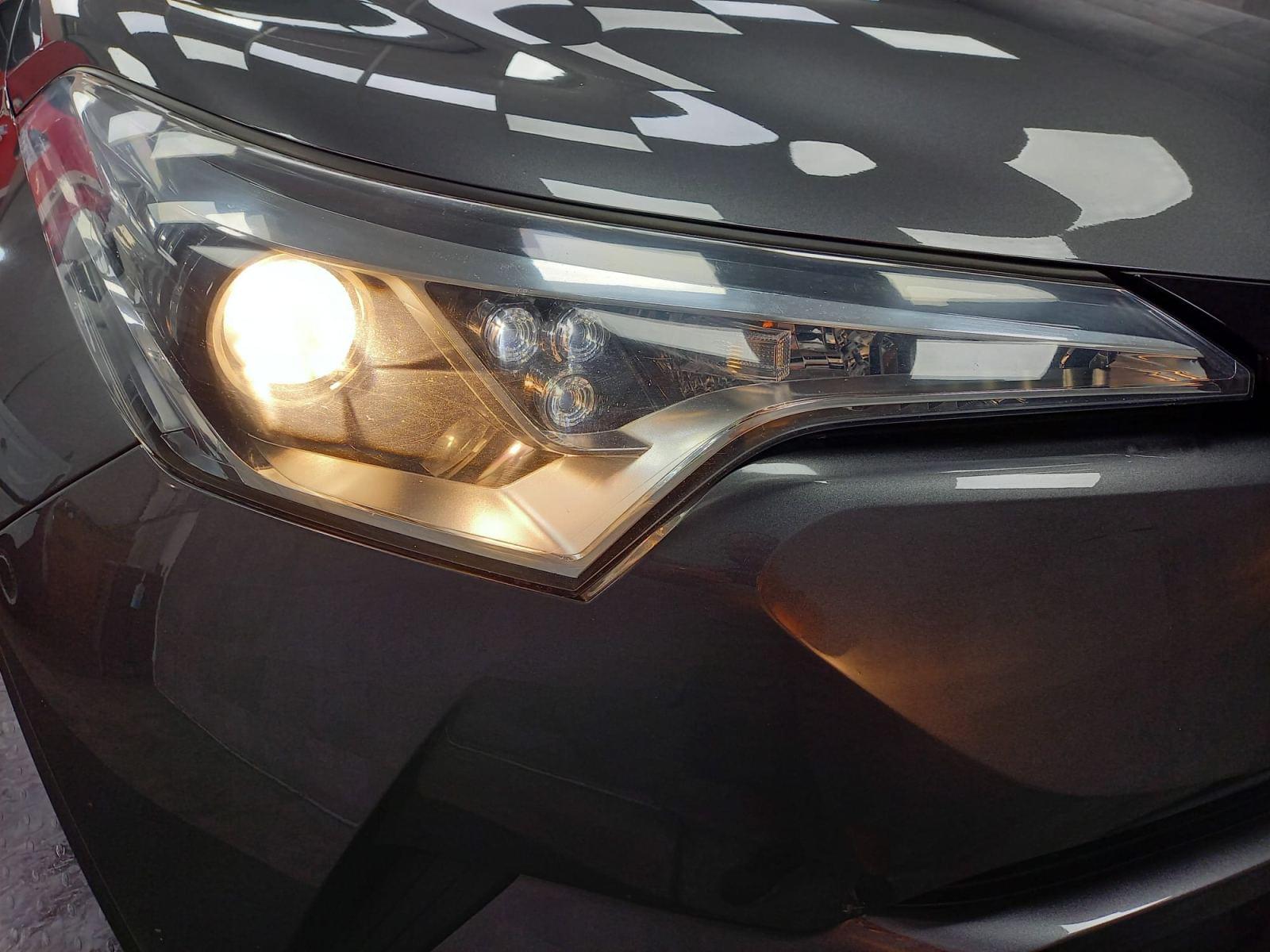 TOYOTA C-HR 1.8I VVT-I HYBRID C-BUSINESS E 30 