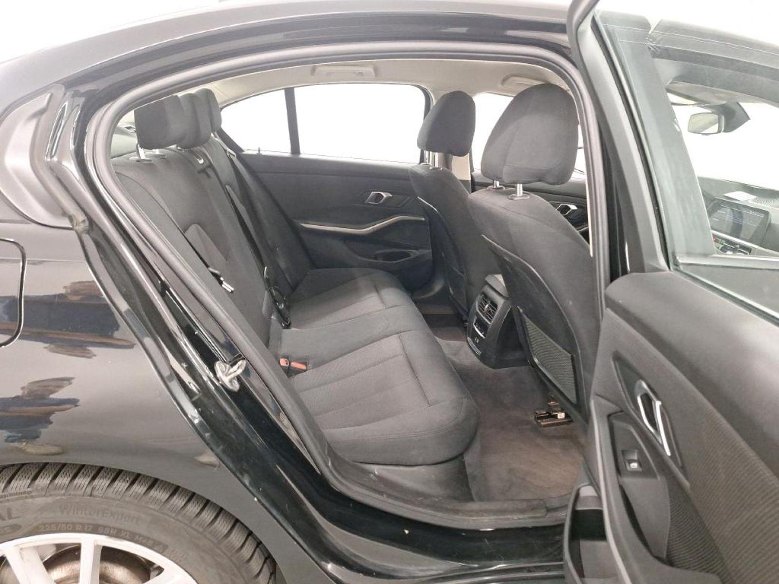 BMW SERIE 3 2.0 330E (135KW) BERLINE 7