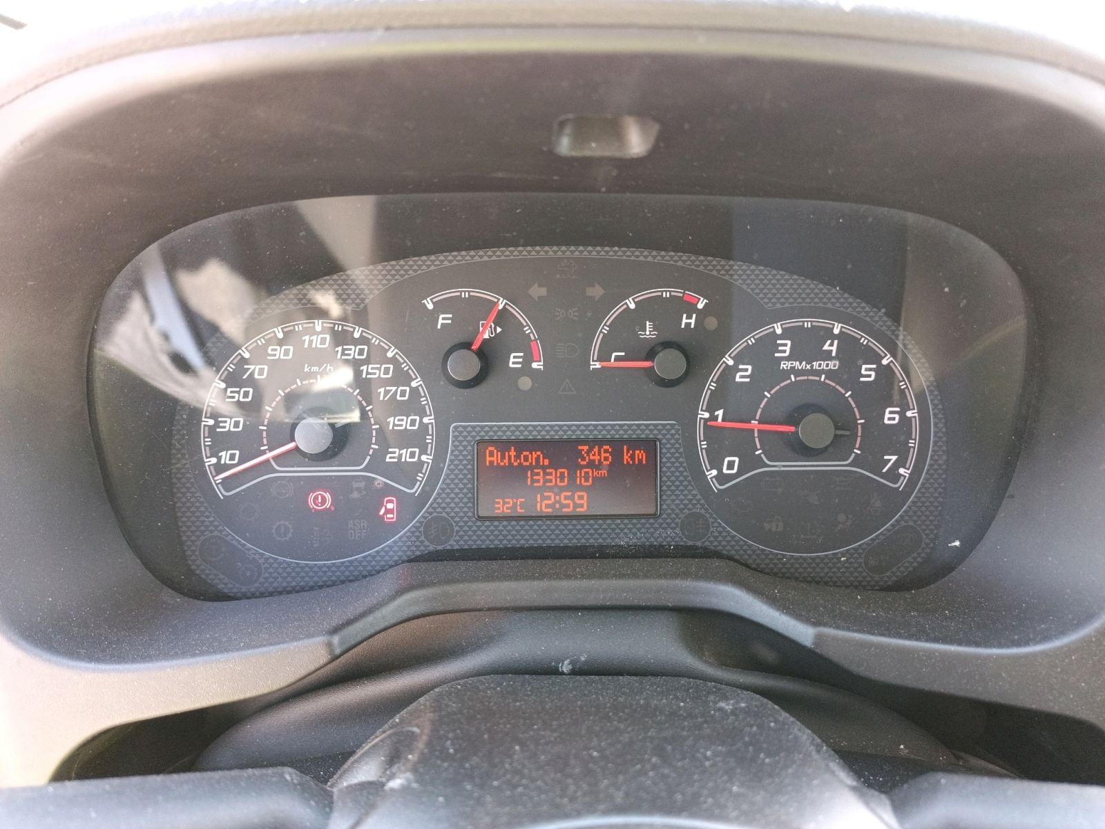 FIAT FIORINO Combi SX 1.3 Multijet de 80 CV 5 plazas 4