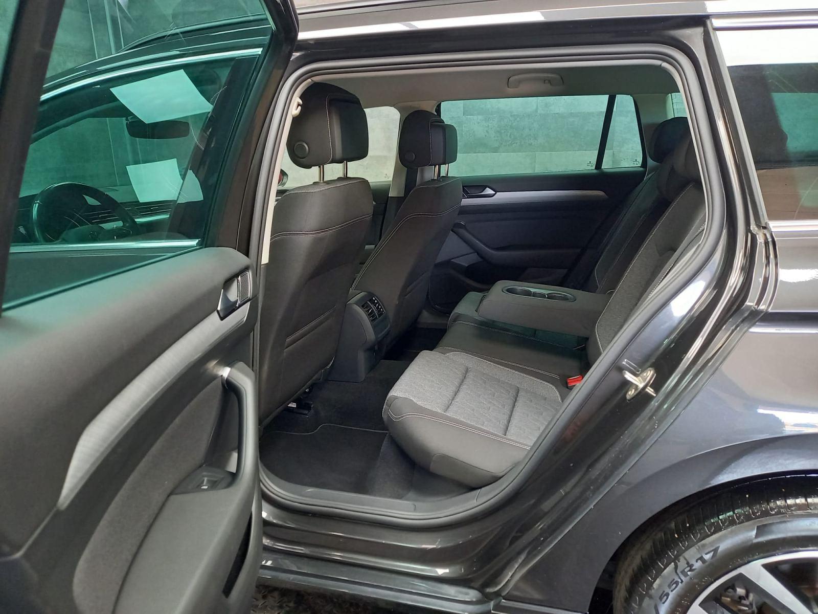 VOLKSWAGEN PASSAT VARIANT EXECUTIVE 2.0 TDI 110KW DSG 10