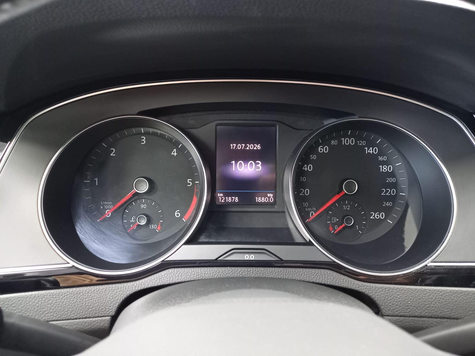 VOLKSWAGEN PASSAT VARIANT EXECUTIVE 2.0 TDI 110KW DSG 12