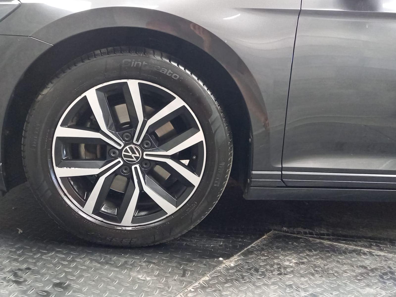VOLKSWAGEN PASSAT VARIANT EXECUTIVE 2.0 TDI 110KW DSG 18