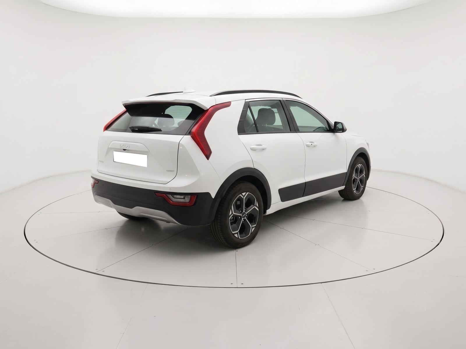 KIA NIRO 1.6 GDi HEV 104kW (141CV) Concept 2