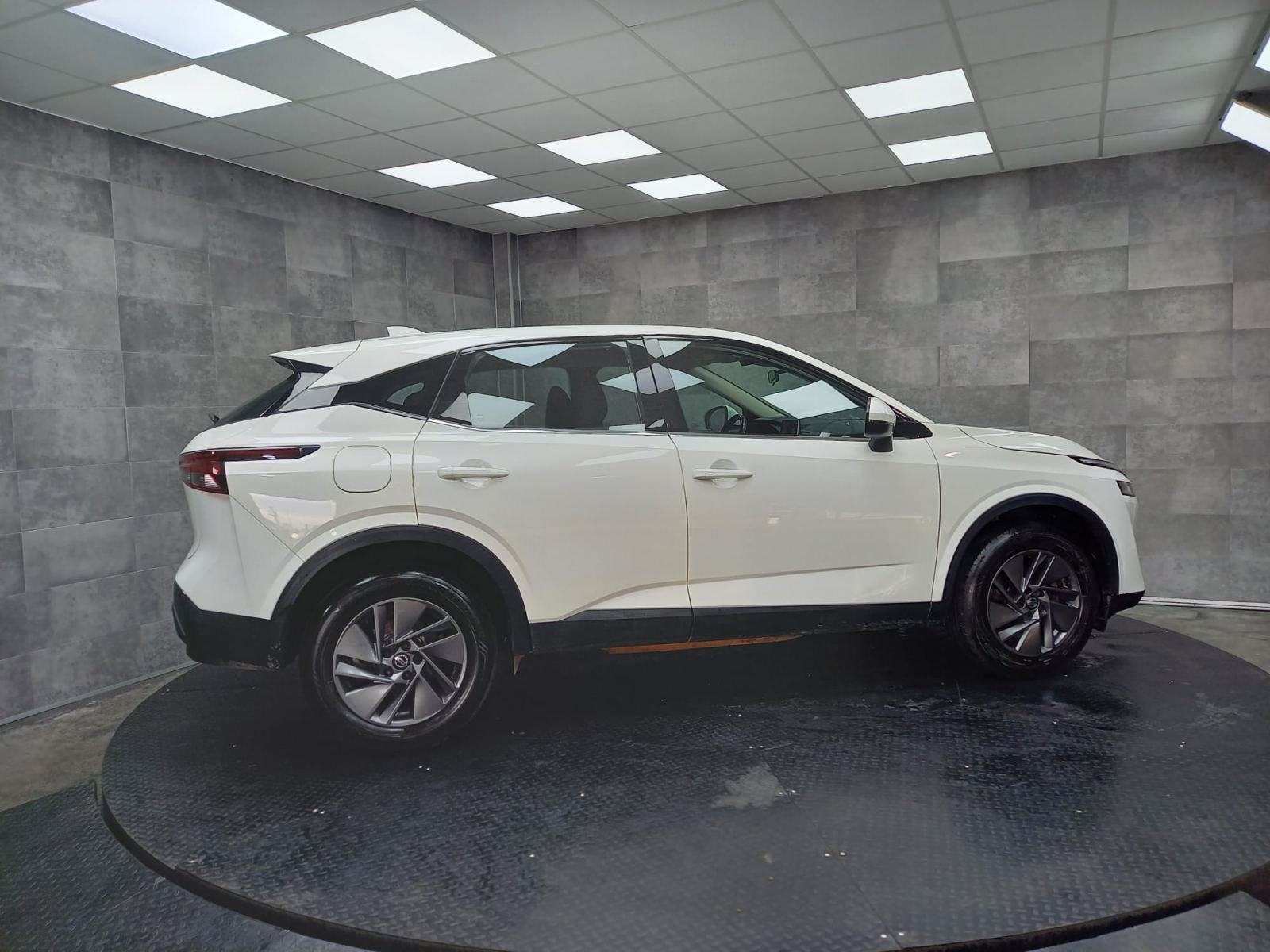 NISSAN QASHQAI DIG-T 103kW (140CV) MHEV 4x2 Acenta 8