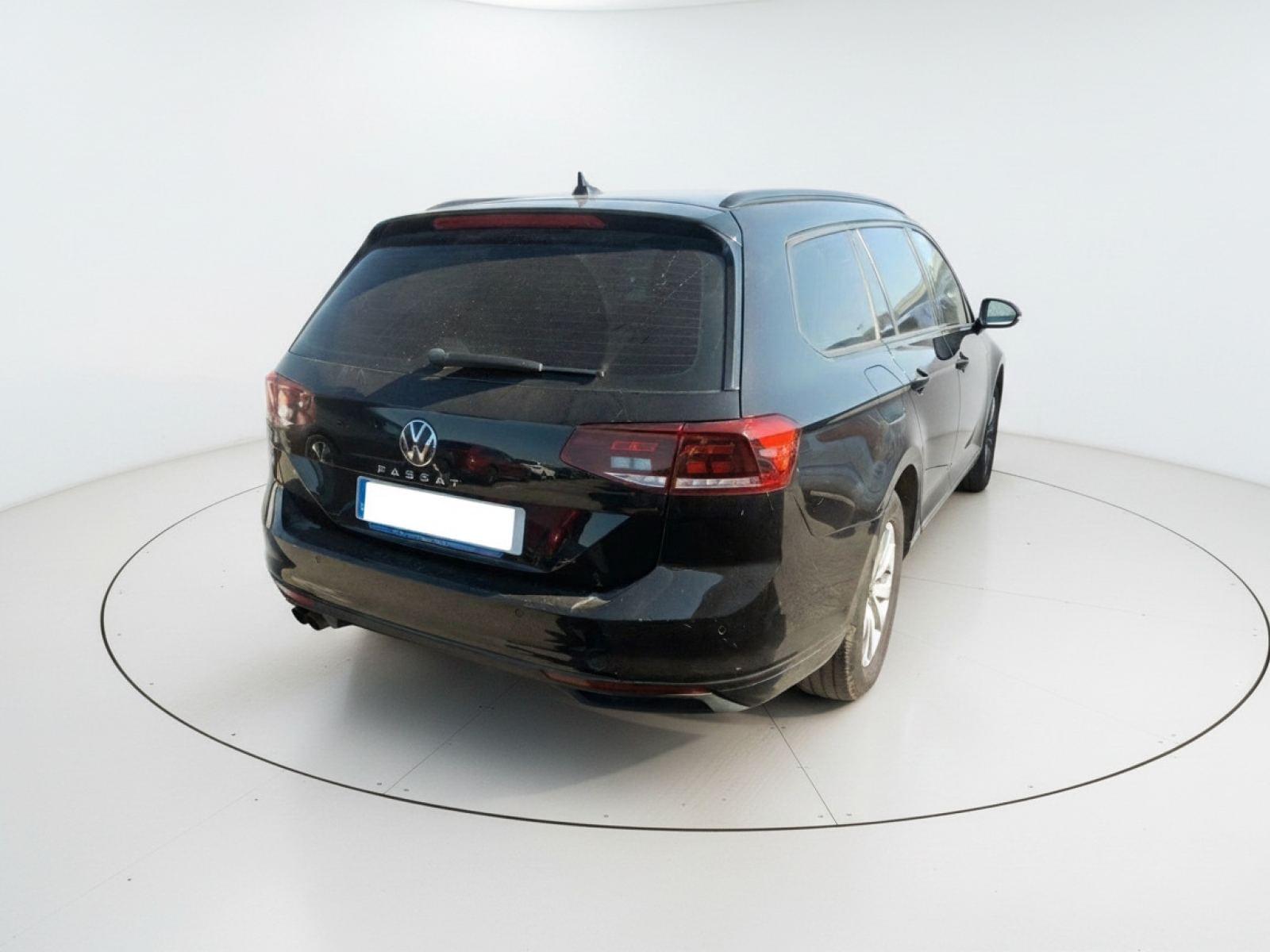 VOLKSWAGEN PASSAT Variant Business 2.0 TDI 110kW 4
