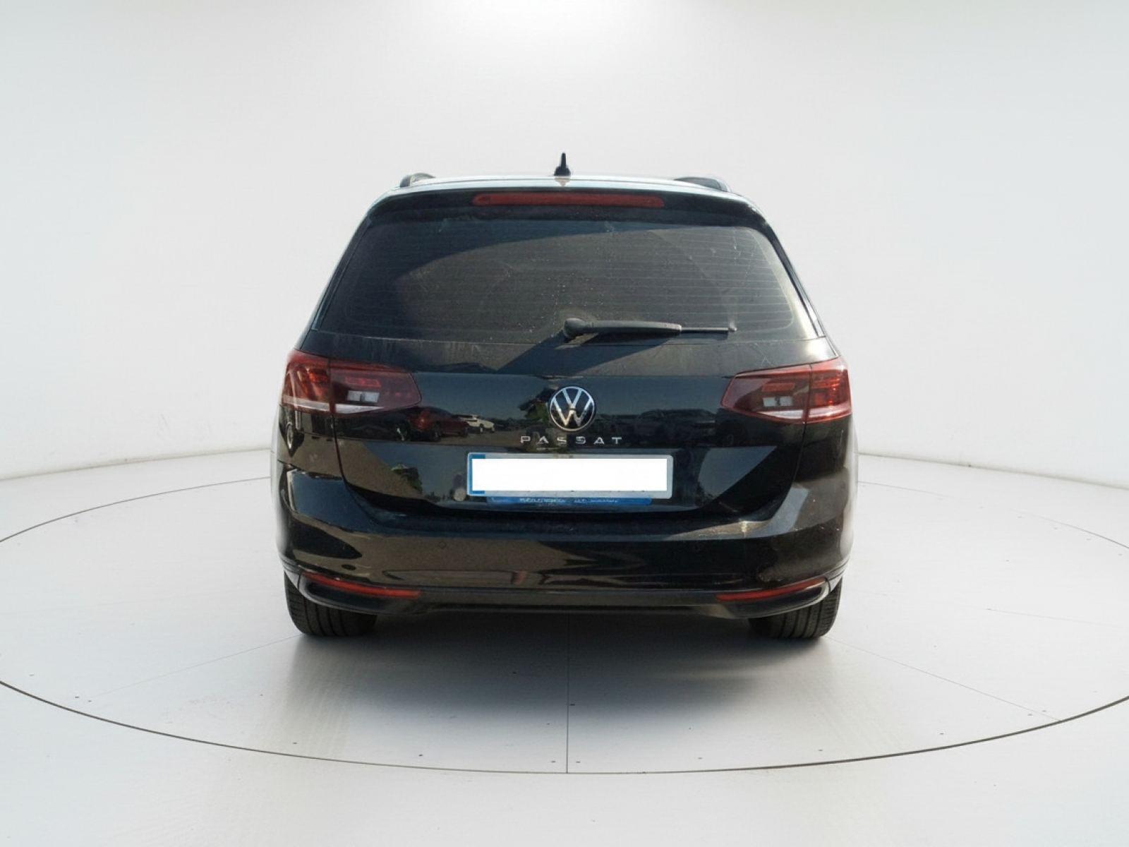 VOLKSWAGEN PASSAT Variant Business 2.0 TDI 110kW 6