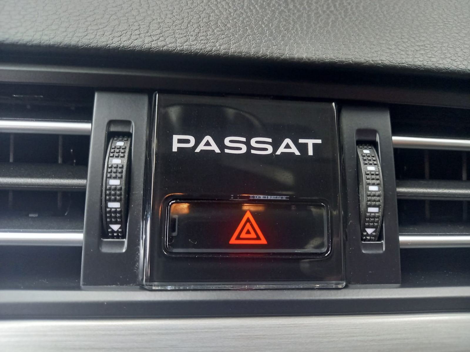 VOLKSWAGEN PASSAT Variant Business 2.0 TDI 110kW 9