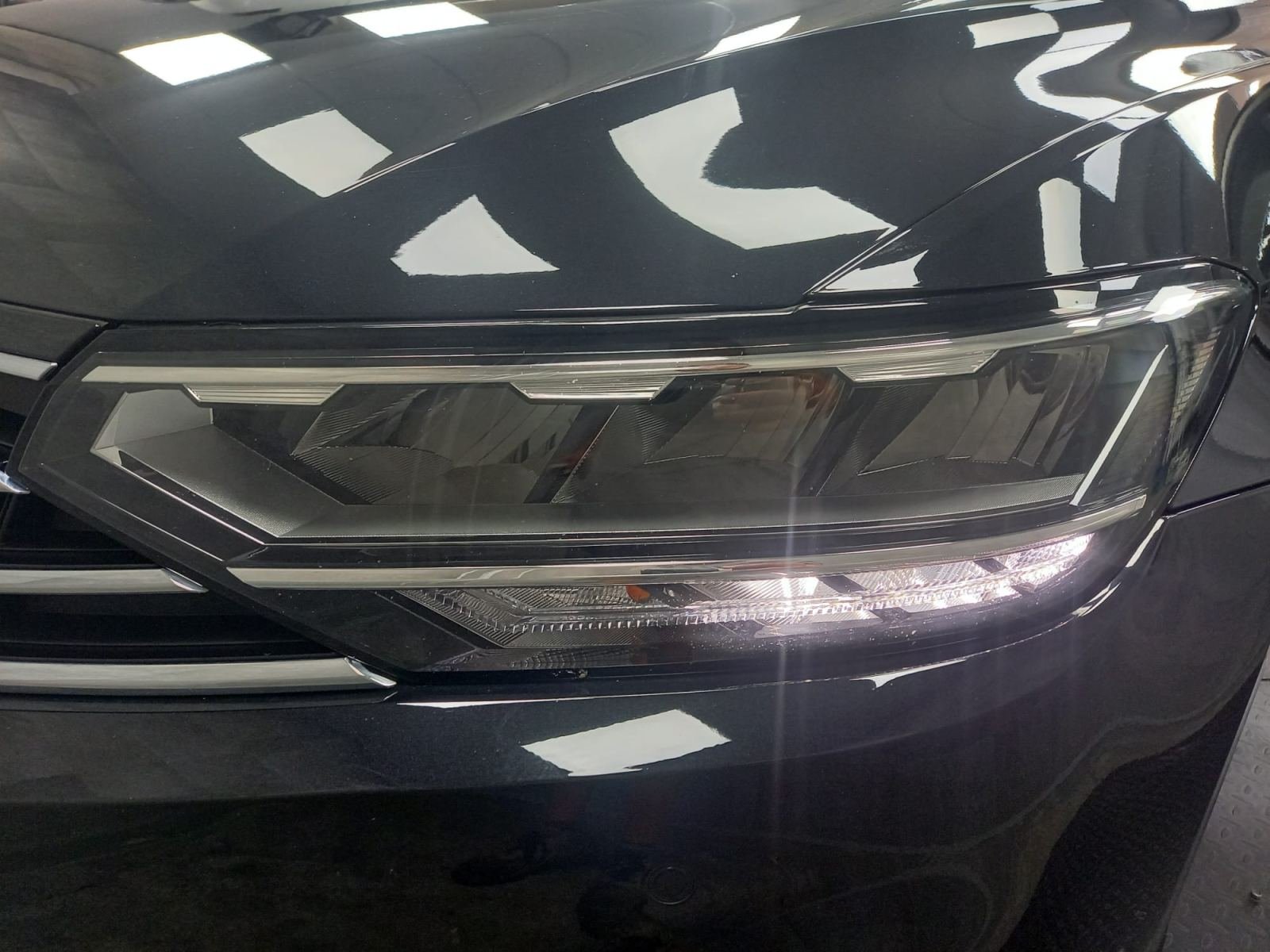 VOLKSWAGEN PASSAT Variant Business 2.0 TDI 110kW 19