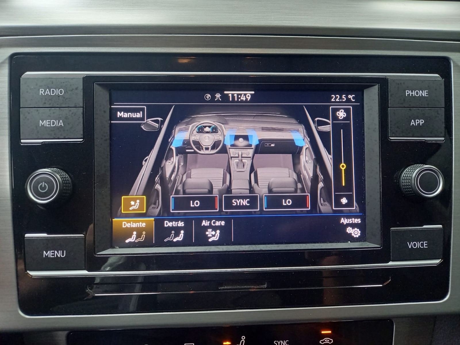 VOLKSWAGEN PASSAT Variant Business 2.0 TDI 110kW 23