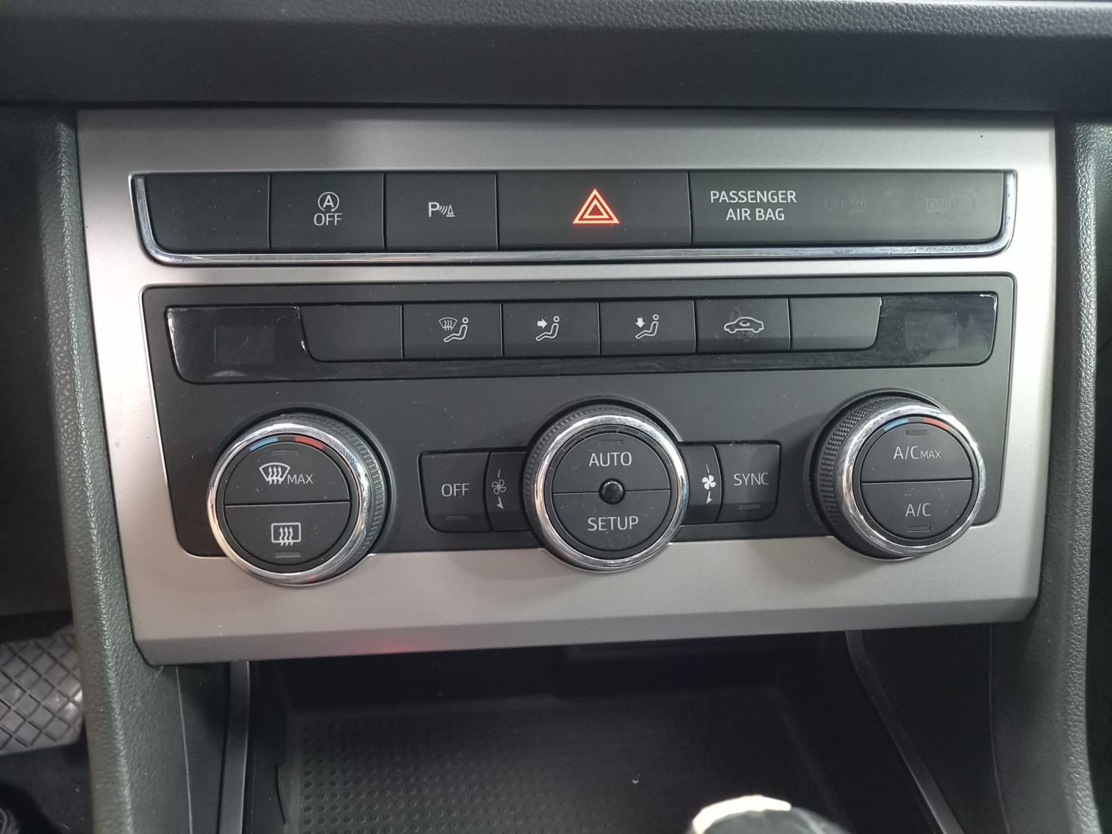 SEAT LEON 1.5 TGI 96kW DSG-7 S&S Xcellence 18