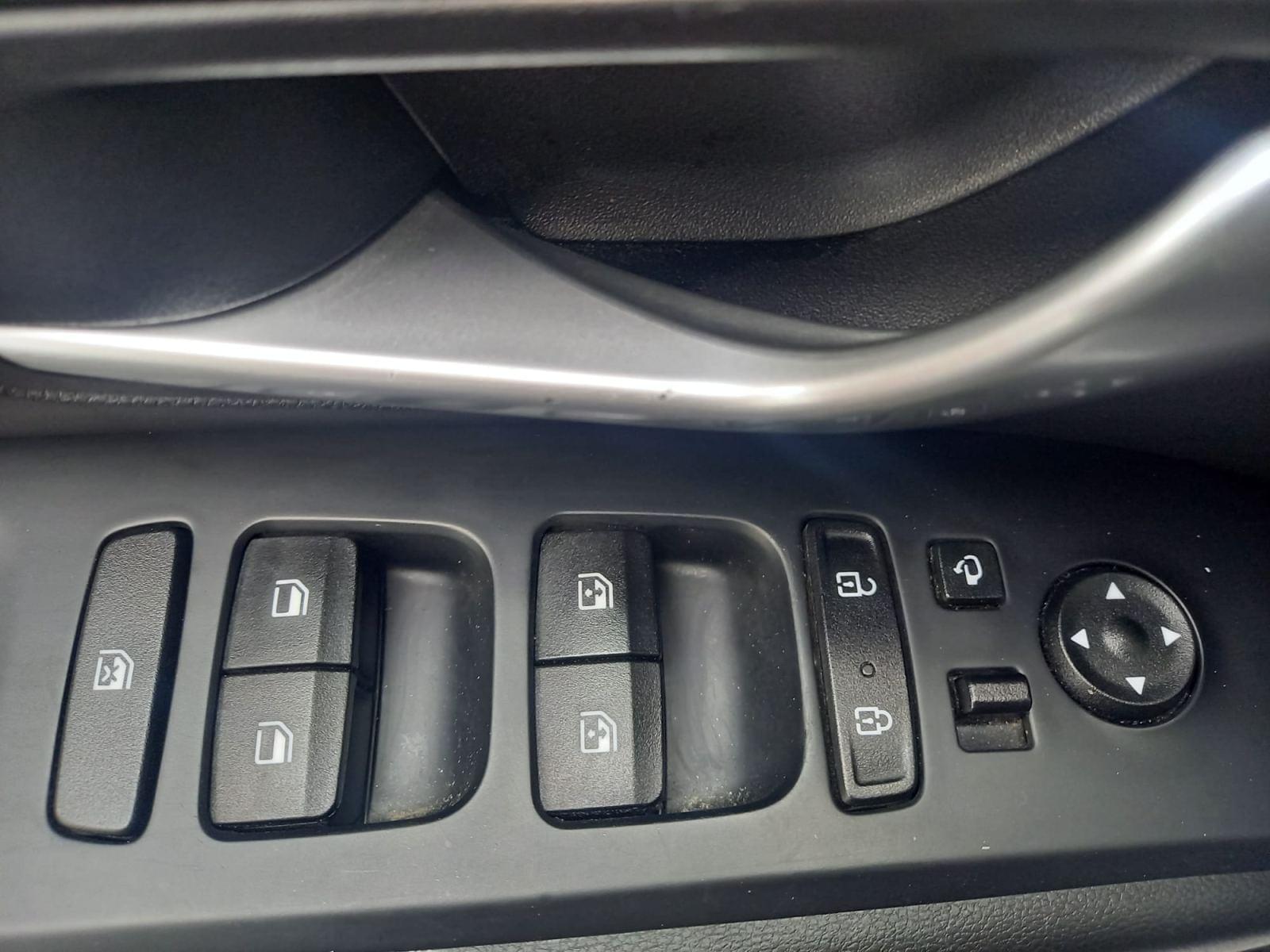 HYUNDAI TUCSON 1.6 TGDI 169kW (230CV) HEV Maxx Auto 22