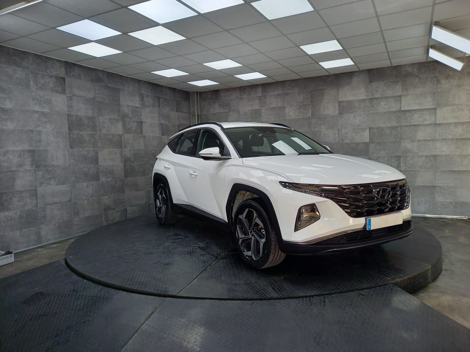 imagen de HYUNDAI TUCSON 1.6 TGDI PHEV 195kW Maxx Auto 4X4 - REF: 06715