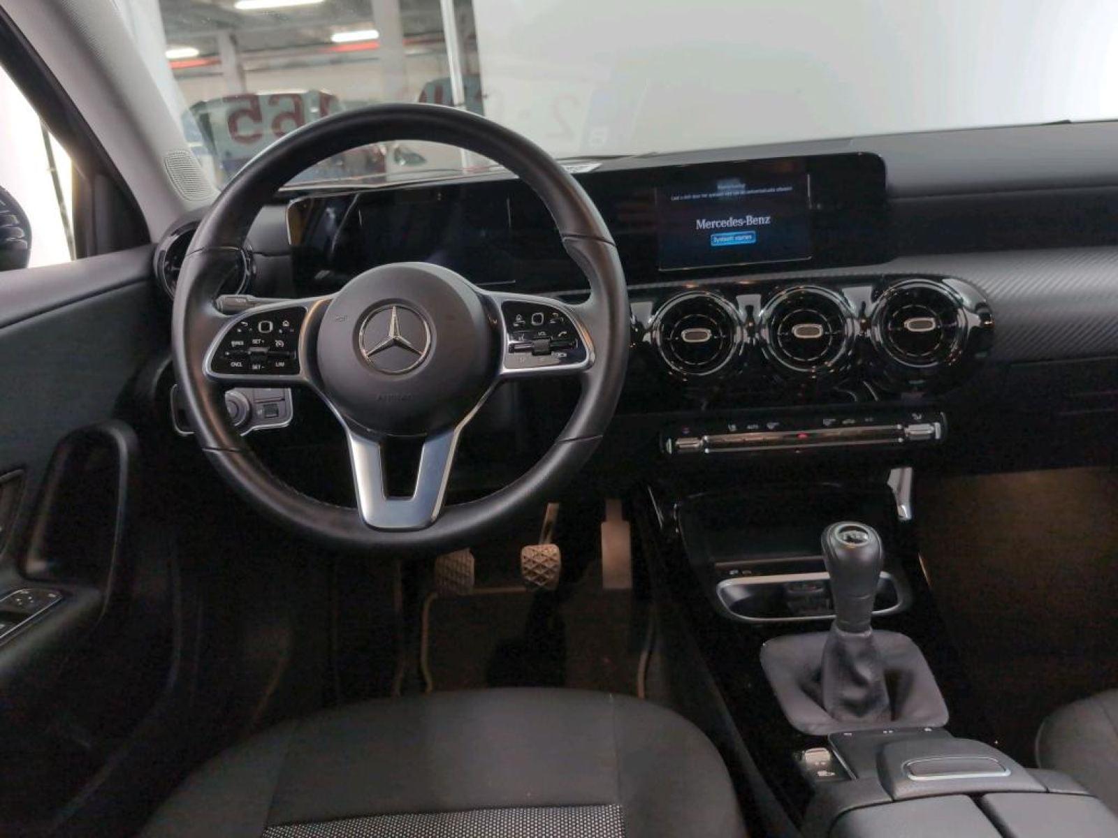 MERCEDES CLASE A 2.0 180 D BUSINESS SOLUTION ESSENTIAL 8