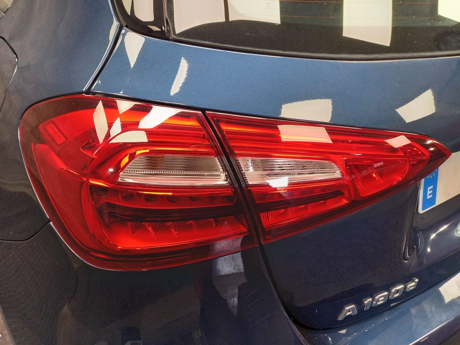 MERCEDES CLASE A 180 D BUSINESS SOLUTION ESSENTIAL 21