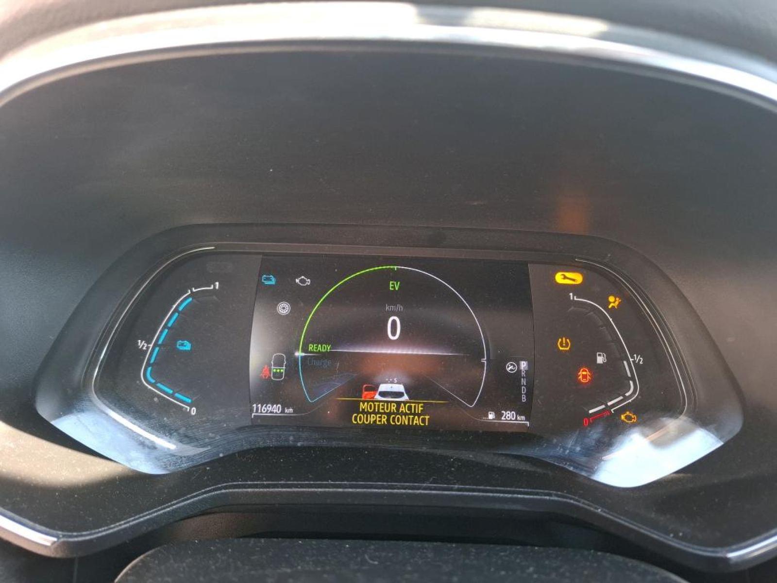 RENAULT CLIO 1.6 E-Tech 140 CV Business 7