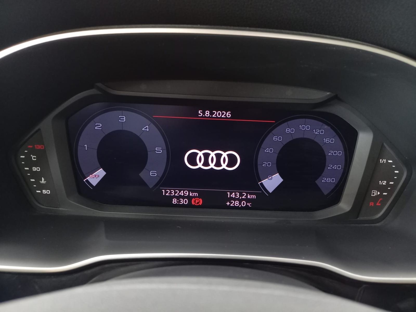 AUDI Q3 35 TDi Business Edition S tronic 13