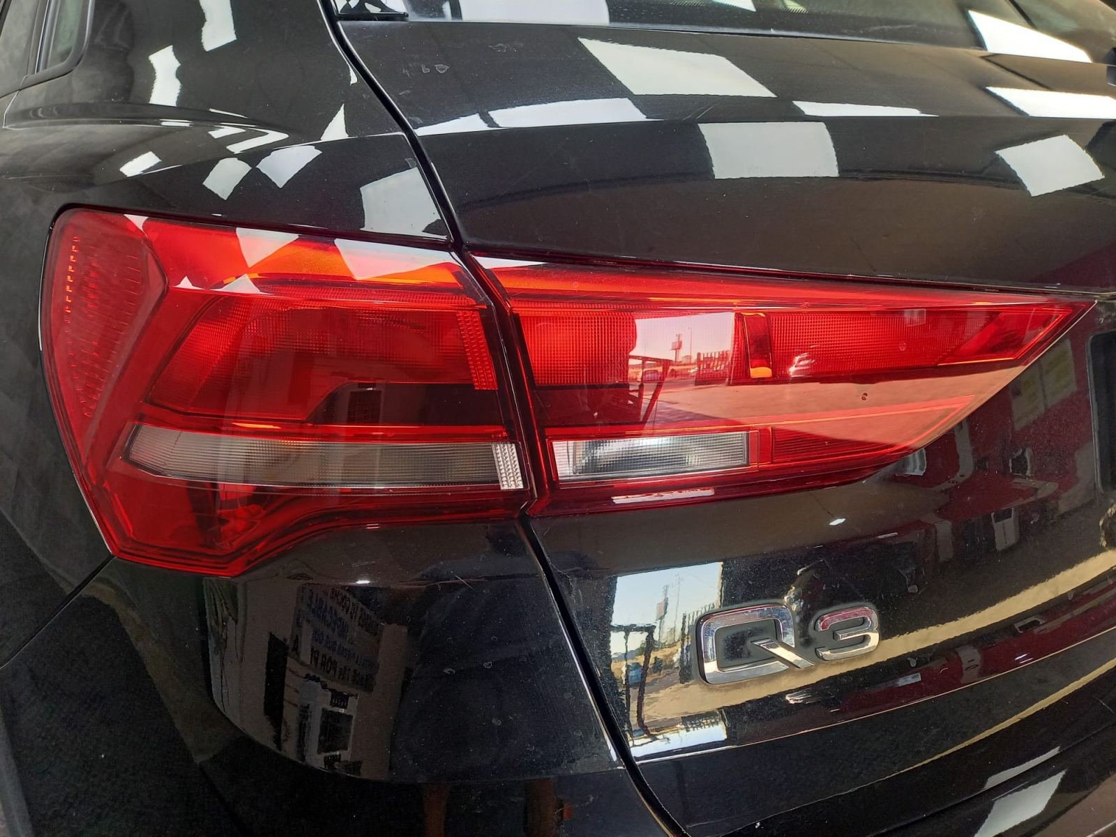 AUDI Q3 35 TDi Business Edition S tronic 21