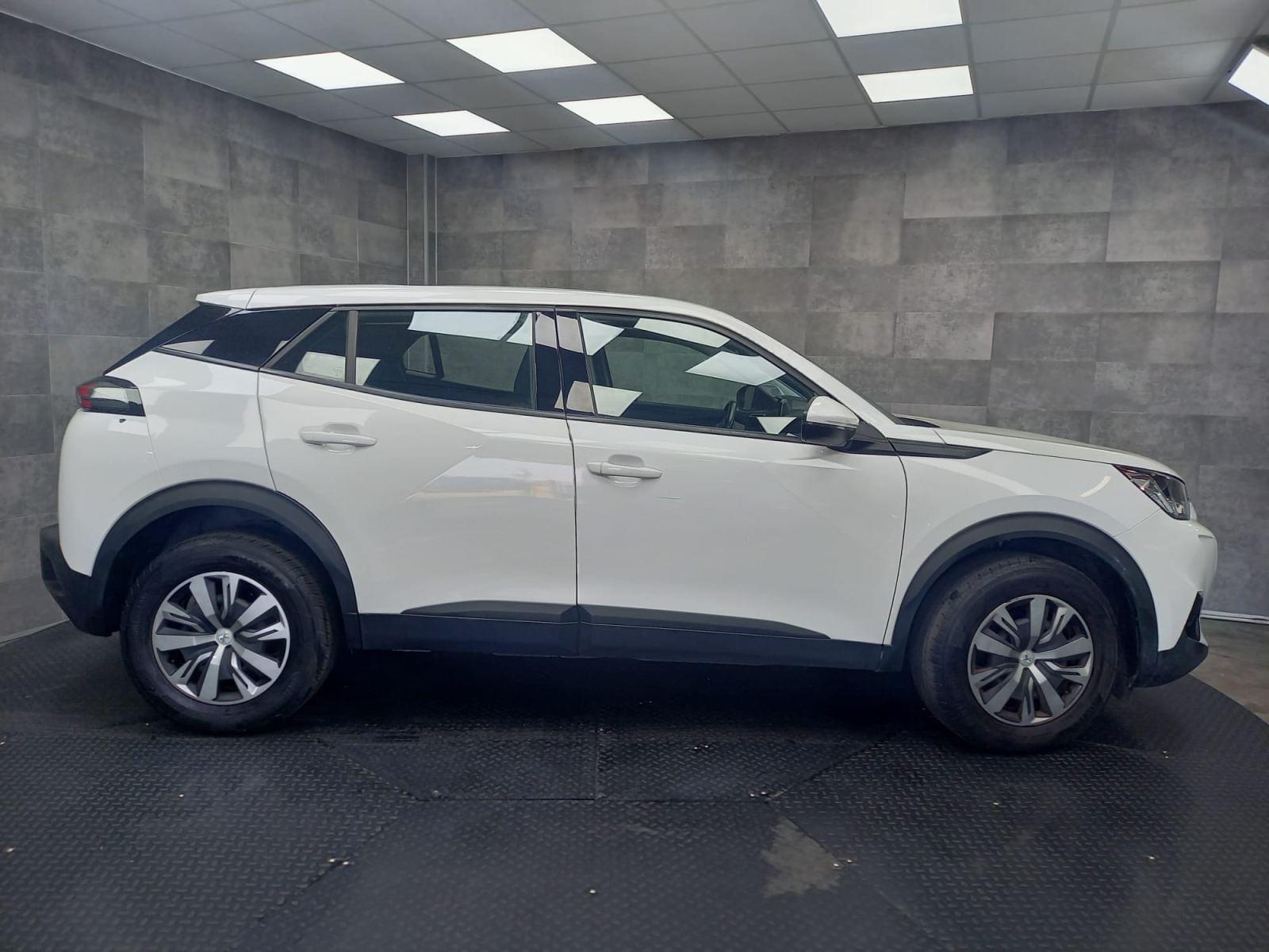 PEUGEOT 2008 Active BlueHDI 81kW (110CV) 7