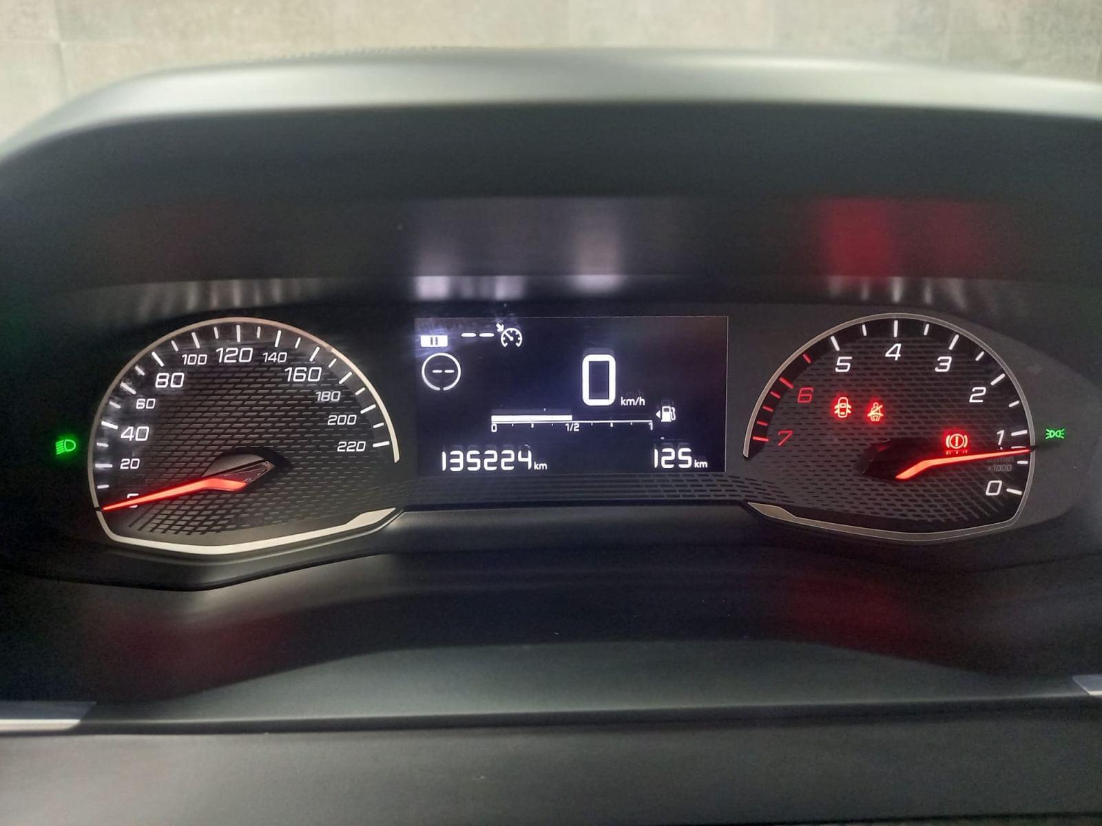 PEUGEOT 2008 Active BlueHDI 81kW (110CV) 12