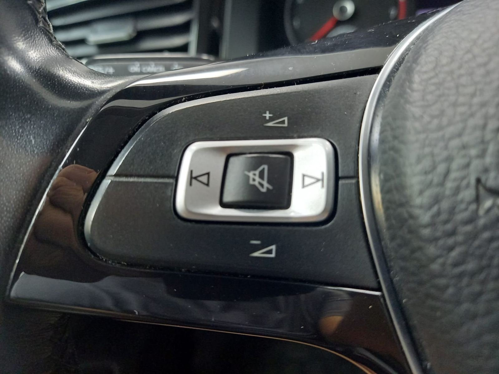 VOLKSWAGEN POLO Advance 1.0 TSI 70kW (95CV) 21