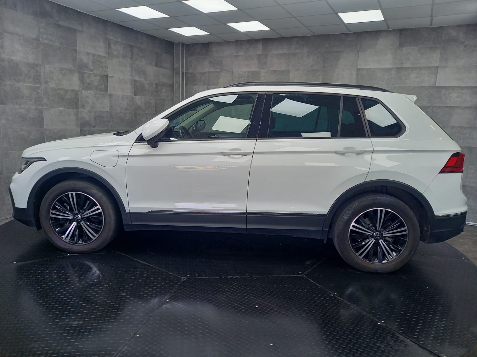 VOLKSWAGEN TIGUAN Life 1.4 TSI eHybrid 180kW (245CV) DSG 3