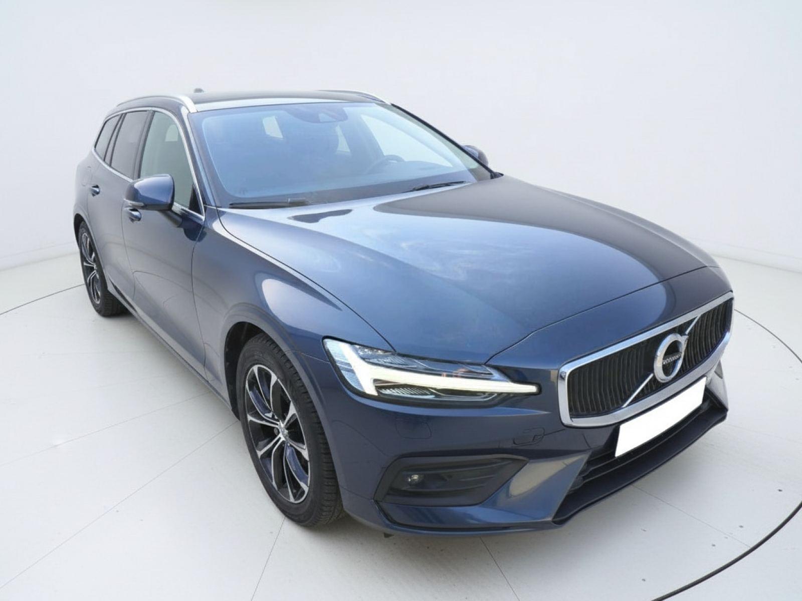 VOLVO V60 2.0 D3 MOMENTUM PRO 2